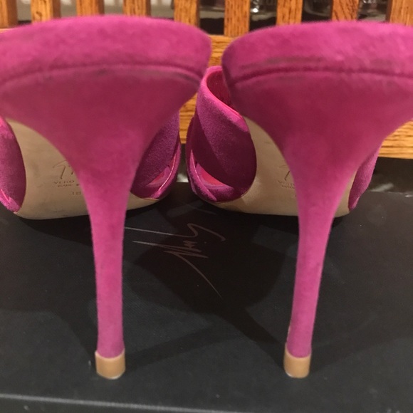 Beautiful sandal - Picture 8 of 8